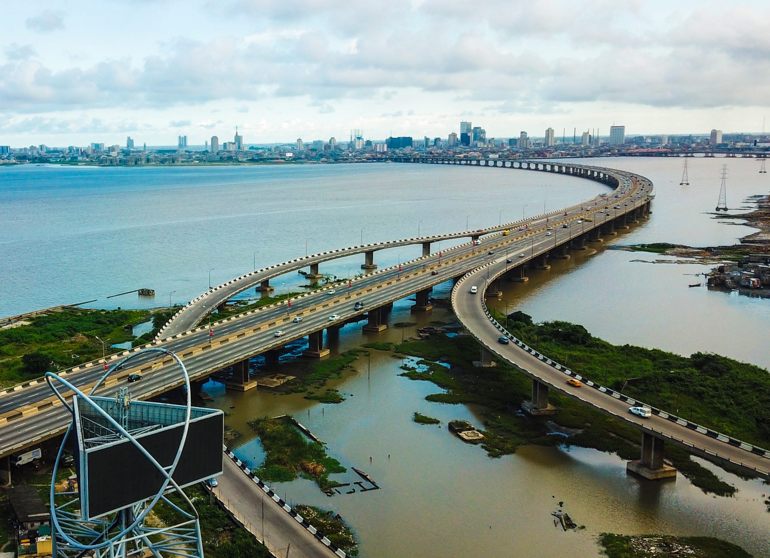 Building resilience against flooding in urban areas