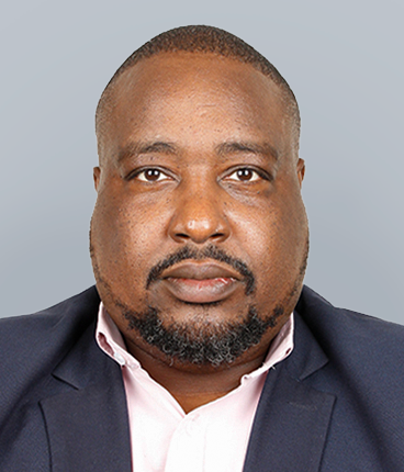 Dr. Robert Akunga